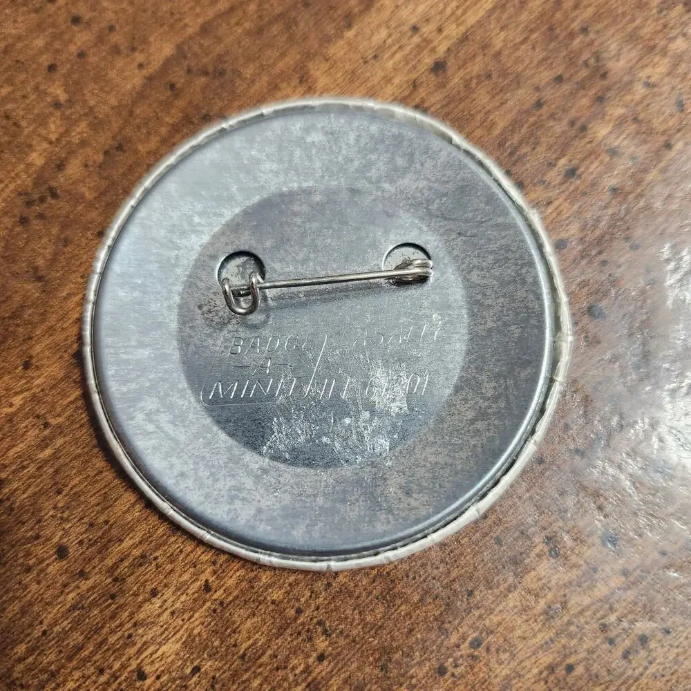 Vintage Miller's II Grand Forks ND Prairie Shopping Center Pinback Button Badge